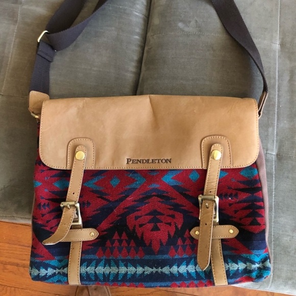 Pendleton Handbags - Pendleton Laptop Bag
